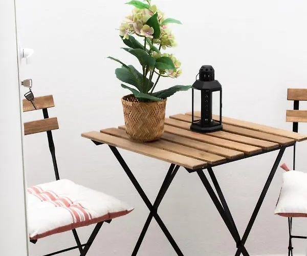 Club By Grupo Compostelana 5